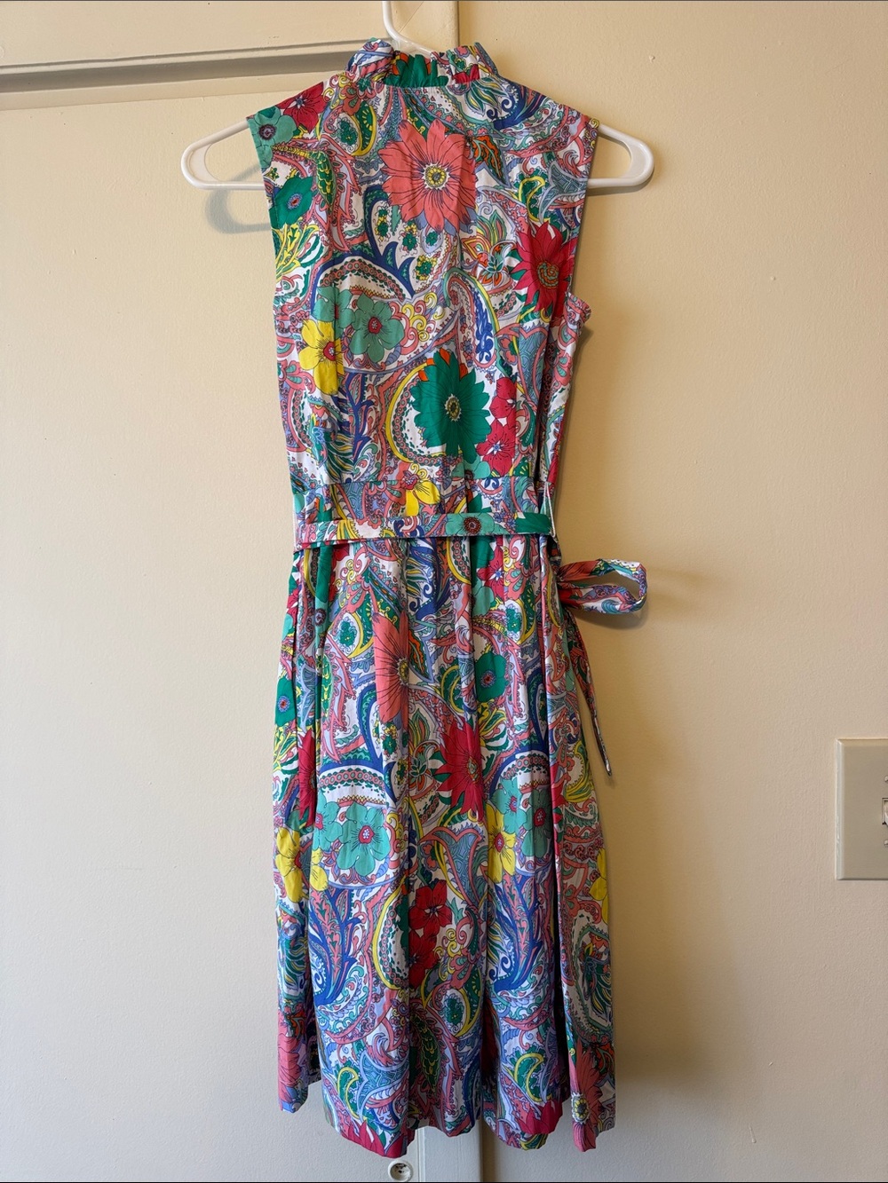 Talbots Sleeveless Paisley Floral Tie-Waist Midi Dress in Green, Pink and Yellow - Picture 7 of 9